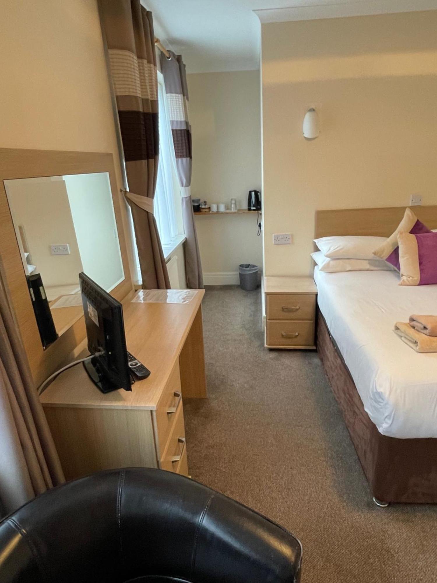 Merlewood Hotel Сондърсфут Екстериор снимка